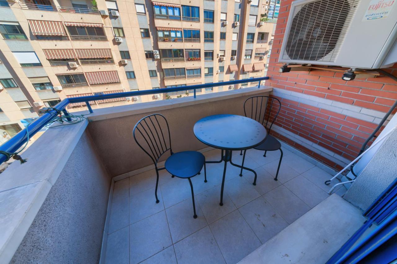 Holidays2Malaga Ayala 450 Mts From Beach & Terrace Extérieur photo