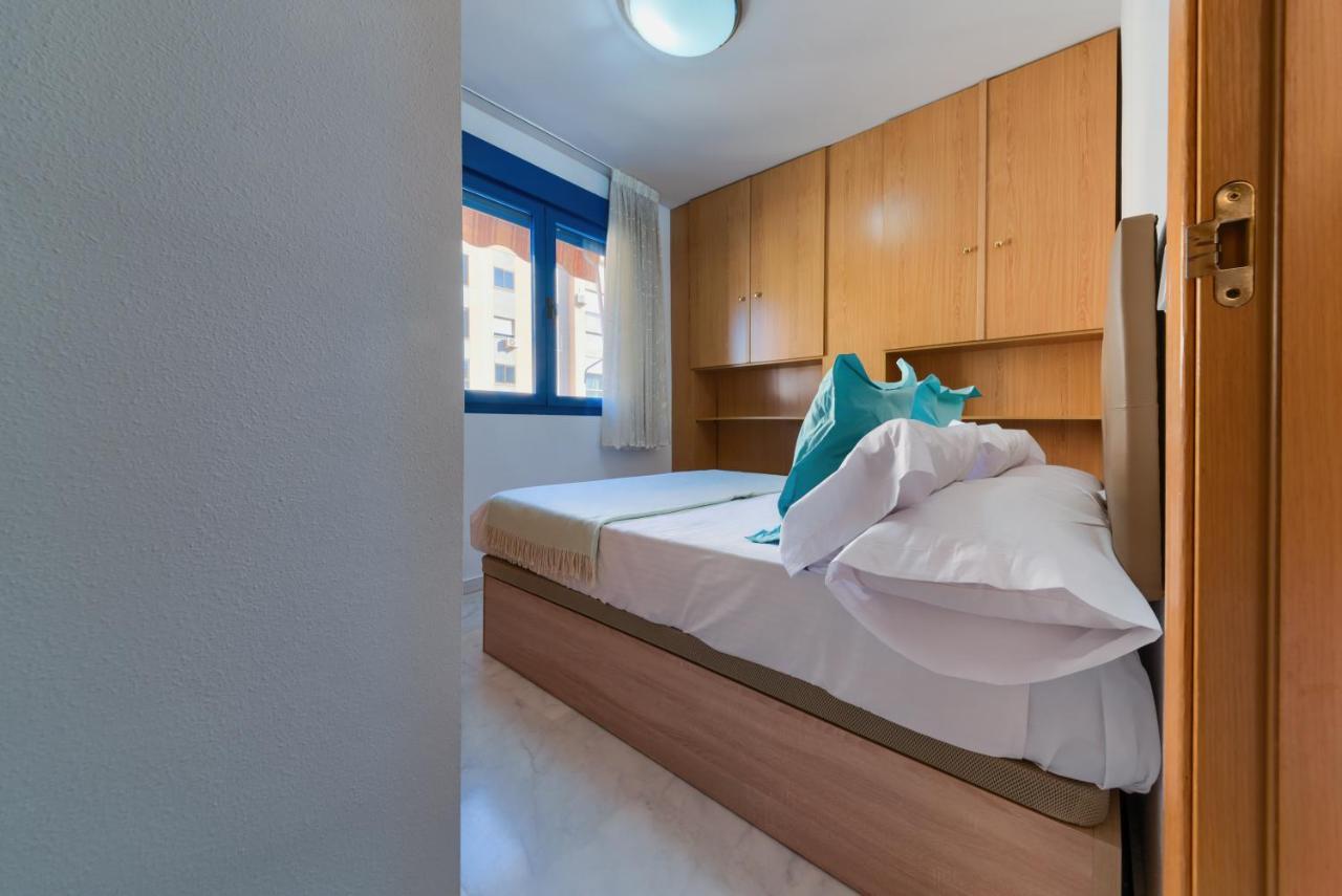 Holidays2Malaga Ayala 450 Mts From Beach & Terrace Extérieur photo