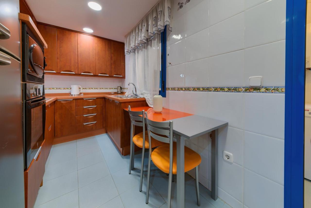 Holidays2Malaga Ayala 450 Mts From Beach & Terrace Extérieur photo